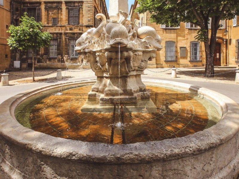 Fontaine-des-4-dauphins-1024x683